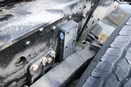 途V&nbsp;牵引车底盘                                                图片