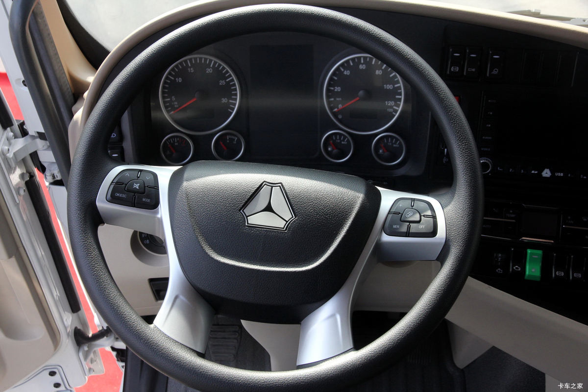 й SITRAK C7Hؿ 440 6X4 ǣ(ZZ4256V324HD1B)ʻ                                               