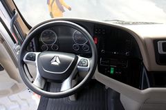 中国重汽 SITRAK C7H重卡 440马力 6X4 牵引车(ZZ4256V324HD1B)