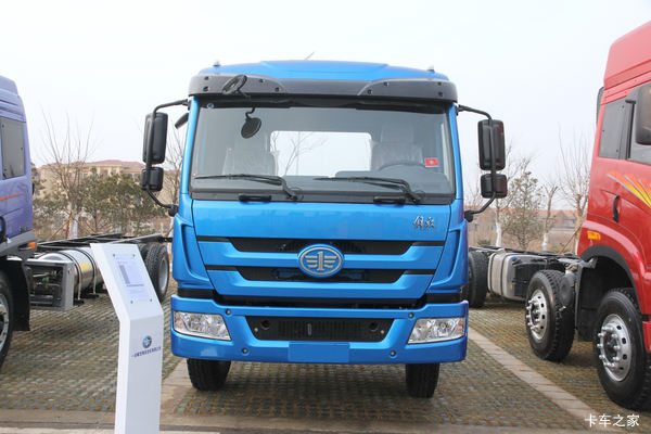 青岛解放 陆V中卡 160马力 4X2载货车(底盘)(CA5167XXYP1K2L2EA80-1)