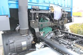 陆V&nbsp;载货车底盘                                                图片