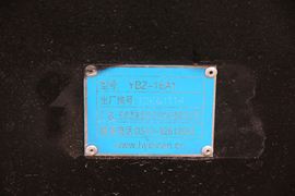 悍威J5M&nbsp;载货车底盘                                                图片