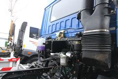 青岛解放 新悍威(J5M)中卡 190马力 6X2 排半载货车(底盘)(CA1251P1K2L7T3EA80) 青岛解放 新悍威(J5M)中卡 190马力 6X2 排半载货车(底盘)(CA1251P1K2L7T3EA80)