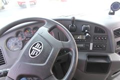 青岛解放 新大威重卡 336马力 6X2 LNG牵引车(CA4226P2K15T3NA80)