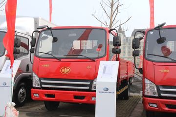 解放 虎V 120马力 4X2 4.8米排半栏板载货车(CA1083P40K2L2EA85)