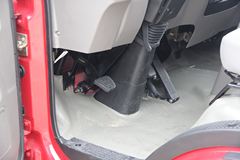 江铃 凯锐800 120马力 4.1米单排厢式轻卡(JX5047XXYXGA2) 江铃 凯锐800 120马力 4.1米单排厢式轻卡(JX5047XXYXGA2)