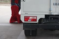 江铃 凯锐800 基本款 122马力 3.6米单排厢式轻卡(JX5047XXYXPGA2)