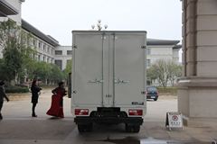 江铃 凯锐800 基本款 122马力 3.6米单排厢式轻卡(JX5047XXYXPGA2)