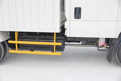 江铃凯锐800 120马力 3.1米双排厢式轻卡