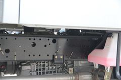 江铃 凯锐800 基本版 120马力 3.2米双排栏板轻卡(JX1043TSG23)