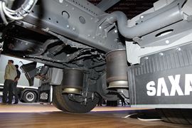 奔驰Atego&nbsp;载货车底盘                                                图片