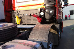 东风商用车 天龙重卡 375马力 6X2 牵引车(DFL4250A)