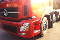 东风商用车 天龙重卡 375马力 6X2 牵引车(DFL4250A)