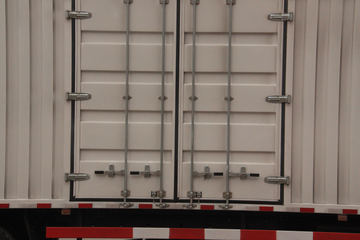 �������ó� ����п� 185���� 4X2 6.2����ʽ�ػ���ͼƬ