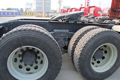联合卡车U420 420马力 6X4 牵引车(SQR4250D6ZT4)