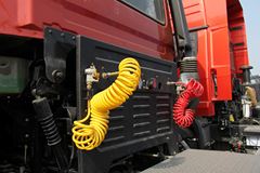 东风商用车 天龙重卡 375马力 6X4 牵引车(DFL4251A10)