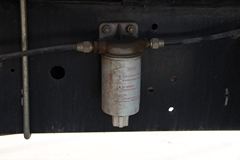 东风 康霸中卡 140马力 4X2 6.7米栏板载货车(EQ1160L13DG)