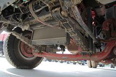 东风 康霸中卡 140马力 4X2 6.7米栏板载货车(EQ1160L13DG)