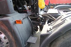 东风商用车 天龙重卡 340马力 6X2 牵引车(DFL4240AX2A)