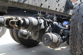 华菱之星&nbsp;载货车底盘                                                图片