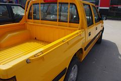 江铃 宝典 标准型 2007款 两驱 2.8L柴油 双排皮卡