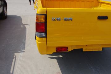 ���� ���� ��׼�� 2007�� ���� 2.8L���� ˫��Ƥ��ͼƬ