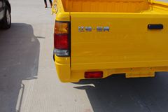 江铃 宝典 标准型 2007款 两驱 2.8L柴油 双排皮卡