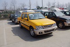 江铃 宝典 标准型 2007款 两驱 2.8L柴油 双排皮卡