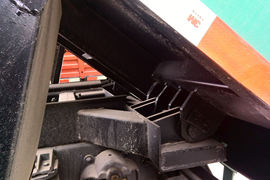 劲诺&nbsp;自卸车底盘                                                图片