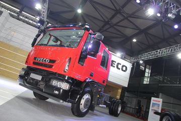 ��ά�� Eurocargoϵ���ؿ� 251���� ˫������������(ML120E25D)ͼƬ