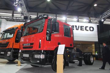 ��ά�� Eurocargoϵ���ؿ� 251���� ˫������������(ML120E25D)ͼƬ