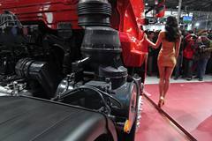 东风商用车 天龙重卡 340马力 6X2牵引车