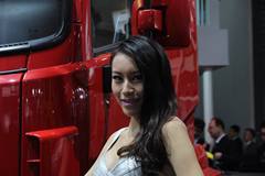 东风商用车 天龙重卡 340马力 6X2牵引车