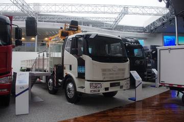 一汽解放 J6L 220马力 6X2 随车吊(CA5220JSQP62K1L7T3E4)