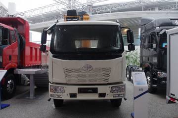 一汽解放 J6L 420马力 6X4 随车式起重牵引运输车(CA4250P66K24L1T1E5Z)