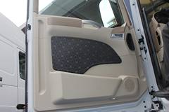 中国重汽 SITRAK C7H重卡 440马力 6X4 (宽体高顶驾驶室)牵引车(ZZ4255V324HD1B) 中国重汽 SITRAK C7H重卡 440马力 6X4 (宽体高顶驾驶室)牵引车(ZZ4255V324HD1B)