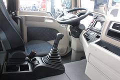 中国重汽 汕德卡SITRAK C5H中卡 180马力 4X2载货车底盘(ZZ1166G451GD1)