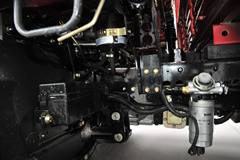 飞碟奥驰 新1800系列 109马力 4X2 3.8米排半栏板轻卡(FD1040P17K4-4)