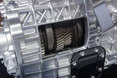 一汽解放CA6TBX062M1 6挡 手动挡变速箱