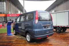 一汽佳宝 V70 70马力 1.0L面包车