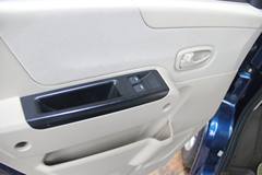 一汽佳宝 V80 88马力 1.3L面包车(MPV)