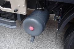 一汽红塔 解放公狮 120马力 5.2米排半栏板轻卡