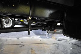 金运&nbsp;载货车底盘                                                图片