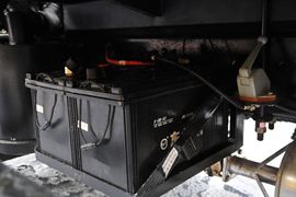 金运&nbsp;载货车底盘                                                图片