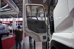 东风商用车 天龙 380马力 6X4 牵引车(DFL4250AW)