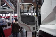 东风商用车 天龙 380马力 6X4 牵引车(DFL4250AW)