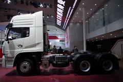 东风商用车 天龙 380马力 6X4 牵引车(DFL4250AW)