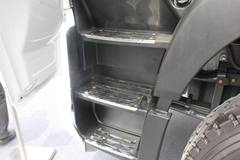 中国重汽 HOWO T7H重卡 360马力 6X4 5.8米自卸车(底盘)(ZZ3257N384MD1) 中国重汽 HOWO T7H重卡 360马力 6X4 5.8米自卸车(底盘)(ZZ3257N384MD1)