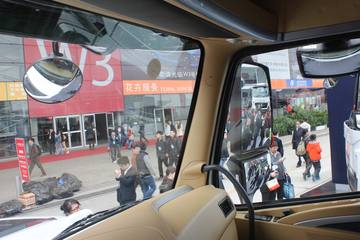 �й����� HOWO-T7H�ؿ� 400���� 8X4���������賵(����)ͼƬ