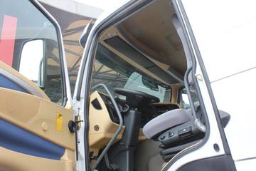 �й����� HOWO-T7H�ؿ� 400���� 8X4���������賵(����)ͼƬ